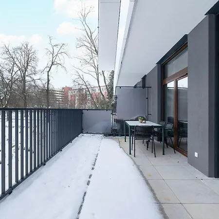 Luxury Near The Center Of Cracow By Renters Prestige