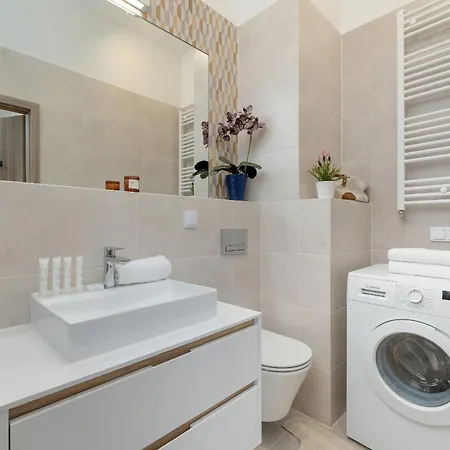 Luxury Near The Center Of Cracow By Renters Prestige Apartamento Cracovia