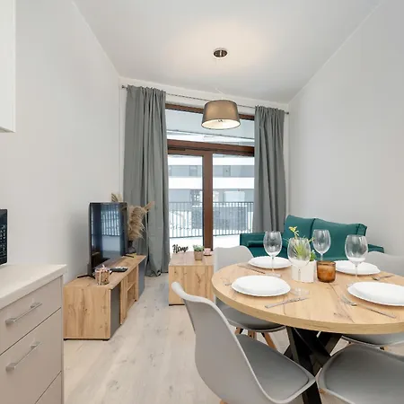 Luxury Near The Center Of Cracow By Renters Prestige